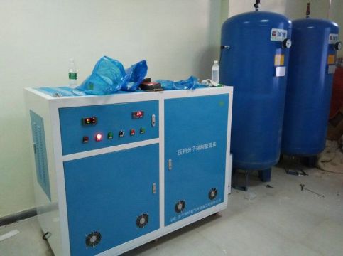 點(diǎn)擊查看詳細(xì)信息<br>標(biāo)題：云南永勝客戶(hù)定制的醫(yī)用分子篩制氧設(shè)備 閱讀次數(shù)：3873